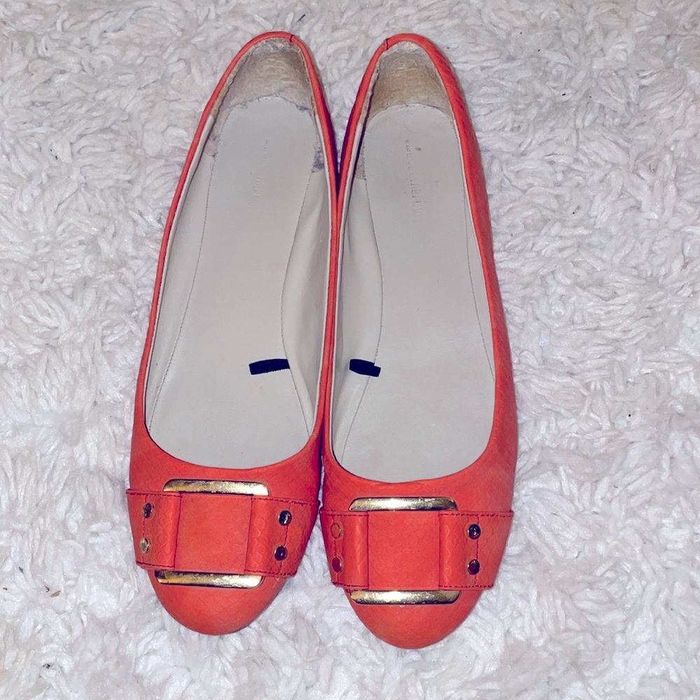 HUGE SALE!🎉Gorgeous Banana Republic Orange Tangerine Coral Flats with buckle